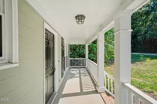 104 Armfield Ct, Cary, NC 27519 - Photo 4
