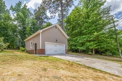 40 Ryans Lane, Clayton, NC 27520 - Photo 4