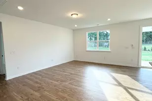 438 Providence Crk Dr, Fuquay Varina, NC 27526 - Photo 6