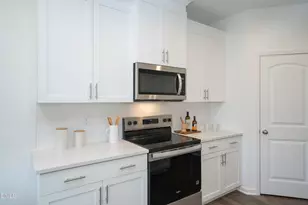 438 Providence Crk Dr, Fuquay Varina, NC 27526 - Photo 20