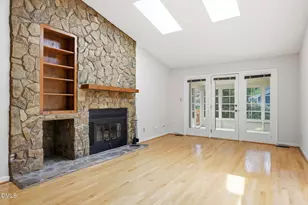 5932 Carmel Ln, Raleigh, NC 27609 - Photo 16