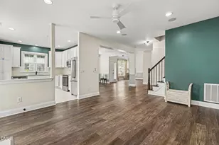 10142 Mizner Ln, Raleigh, NC 27617 - Photo 10