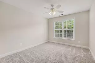 10142 Mizner Ln, Raleigh, NC 27617 - Photo 16