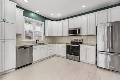 10142 Mizner Lane, Raleigh, NC 27617 - Photo 14