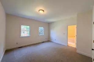 345 Courtyard Ln, Fayetteville, NC 28303 - Photo 10