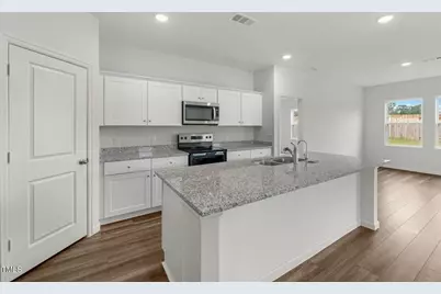 126 S. Waterstone Lane, Clayton, NC 27520 - Photo 4