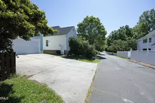 605 Carpenter Town Ln, Cary, NC 27519 - Photo 40