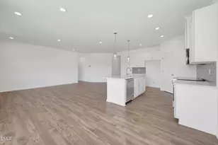 612 Providence Crk Dr, Fuquay Varina, NC 27526 - Photo 14