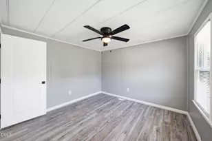 320 E Earp St, Holly Springs, NC 27540 - Photo 22