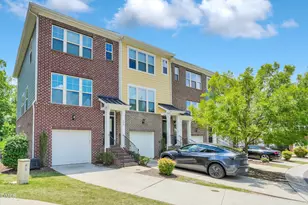 428 Hofman Ct, Cary, NC 27519 - Photo 2