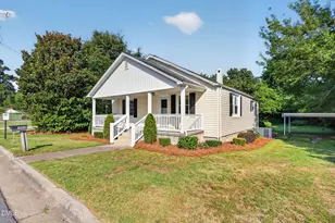 302 S McKay Ave, Dunn, NC 28334 - Photo 8