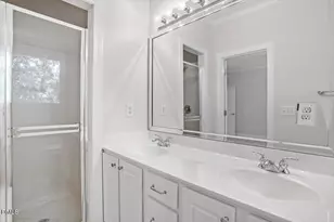 252 Ashton Hall Ln, Raleigh, NC 27609 - Photo 26