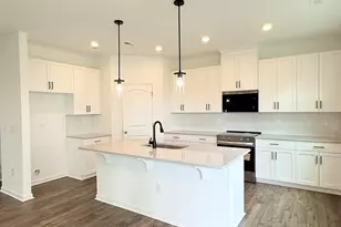 417 Providence Crk Dr, Fuquay Varina, NC 27526 - Photo 2