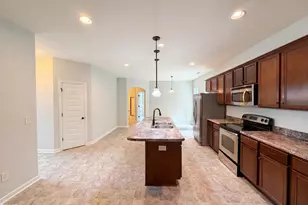 109 Mosby Ln, Spring Lake, NC 28390 - Photo 4