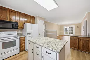 4116 Carson Dr, Sanford, NC 27332 - Photo 8
