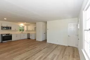 939 Cheves Rd, Zebulon, NC 27597 - Photo 8