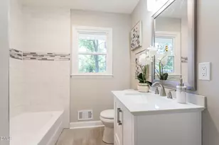 204 W Johnson St, Cary, NC 27513 - Photo 14