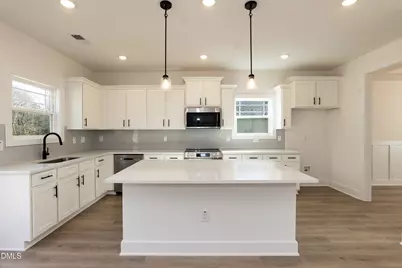 611 Melrose Court, Sanford, NC 27330 - Photo 10