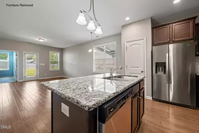 303 Bella Square, Smithfield, NC 27577 - Photo 6