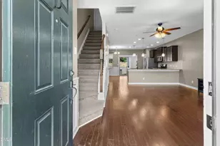7806 Allscott Way, Raleigh, NC 27612 - Photo 4