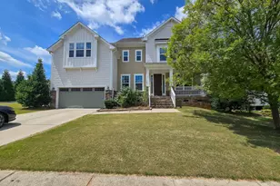 123 Colvin Park Ln, Apex, NC 27539 - Photo 2