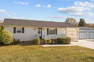 353 N Pleasant Coates Rd, Benson, NC 27504 - Photo 4