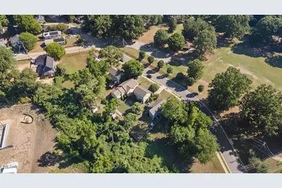 27 Summit Avenue, Raleigh, NC 27603 - Photo 30