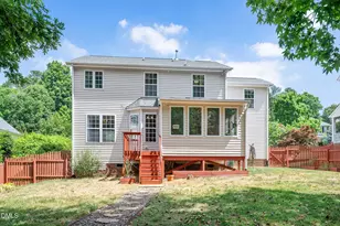105 New Parkside Dr, Chapel Hill, NC 27516 - Photo 32