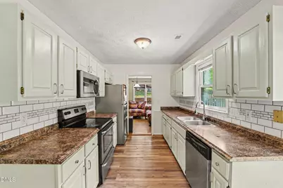 808 Hilton Drive, Fayetteville, NC 28311 - Photo 10