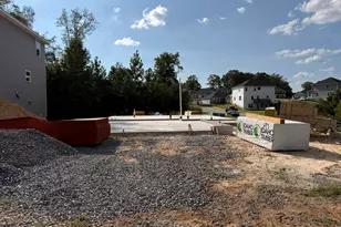 702 Dunlawton Ct, Sanford, NC 27330 - Photo 2