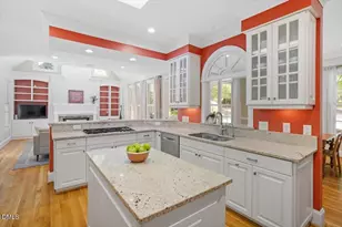 105 Arcadia Ln, Chapel Hill, NC 27514 - Photo 10