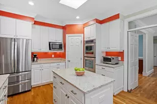 105 Arcadia Ln, Chapel Hill, NC 27514 - Photo 12