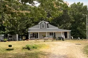 920 Cheves Rd, Zebulon, NC 27597 - Photo 2