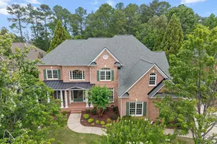 211 Lantern Ridge Ln, Cary, NC 27519 - Photo 2