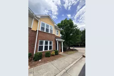 806 Carpenter Glenn Drive, Cary, NC 27519 - Photo 4