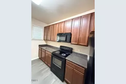 806 Carpenter Glenn Drive, Cary, NC 27519 - Photo 12