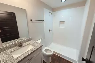 201 S Main St, Warrenton, NC 27589 - Photo 10
