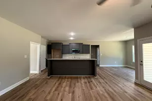 146 Busterfield Ct, Benson, NC 27504 - Photo 12