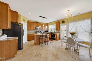 7733 Silver View Ln, Raleigh, NC 27613 - Photo 44