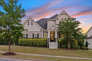 804 Rambling Oaks Ln, Holly Springs, NC 27540 - Photo 4