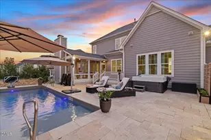 804 Rambling Oaks Ln, Holly Springs, NC 27540 - Photo 2