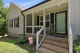 128 Bragg Ln, Hurdle Mills, NC 27541 - Photo 4