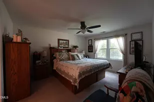 2002 Charlion Downs Ln, Apex, NC 27502 - Photo 16