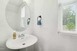 1420 Maplewood Dr, Durham, NC 27704 - Photo 26