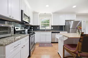 817 Chatham Ln, Raleigh, NC 27610 - Photo 14
