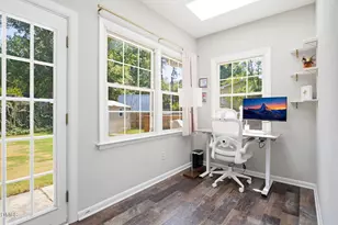 817 Chatham Ln, Raleigh, NC 27610 - Photo 10