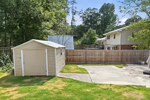 817 Chatham Ln, Raleigh, NC 27610 - Photo 22