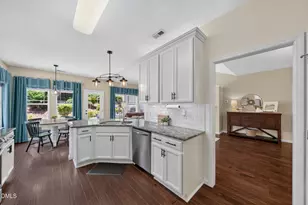 1724 Heisser Ln, Fuquay Varina, NC 27526 - Photo 12