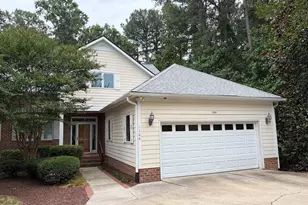 104 Turnberry Ln, Chapel Hill, NC 27517 - Photo 2