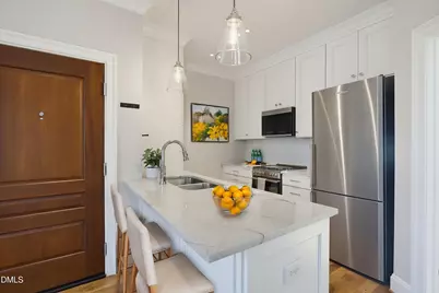 605 Smedes Place #B, Raleigh, NC 27605 - Photo 4